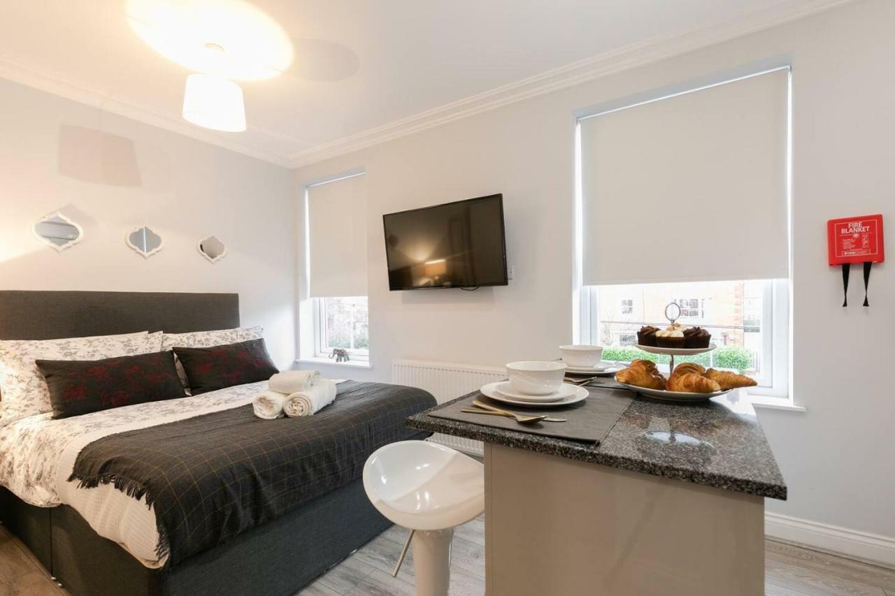 Berkshire Apartment 11Helena House LUX Studio Apartment Reading Esterno foto
