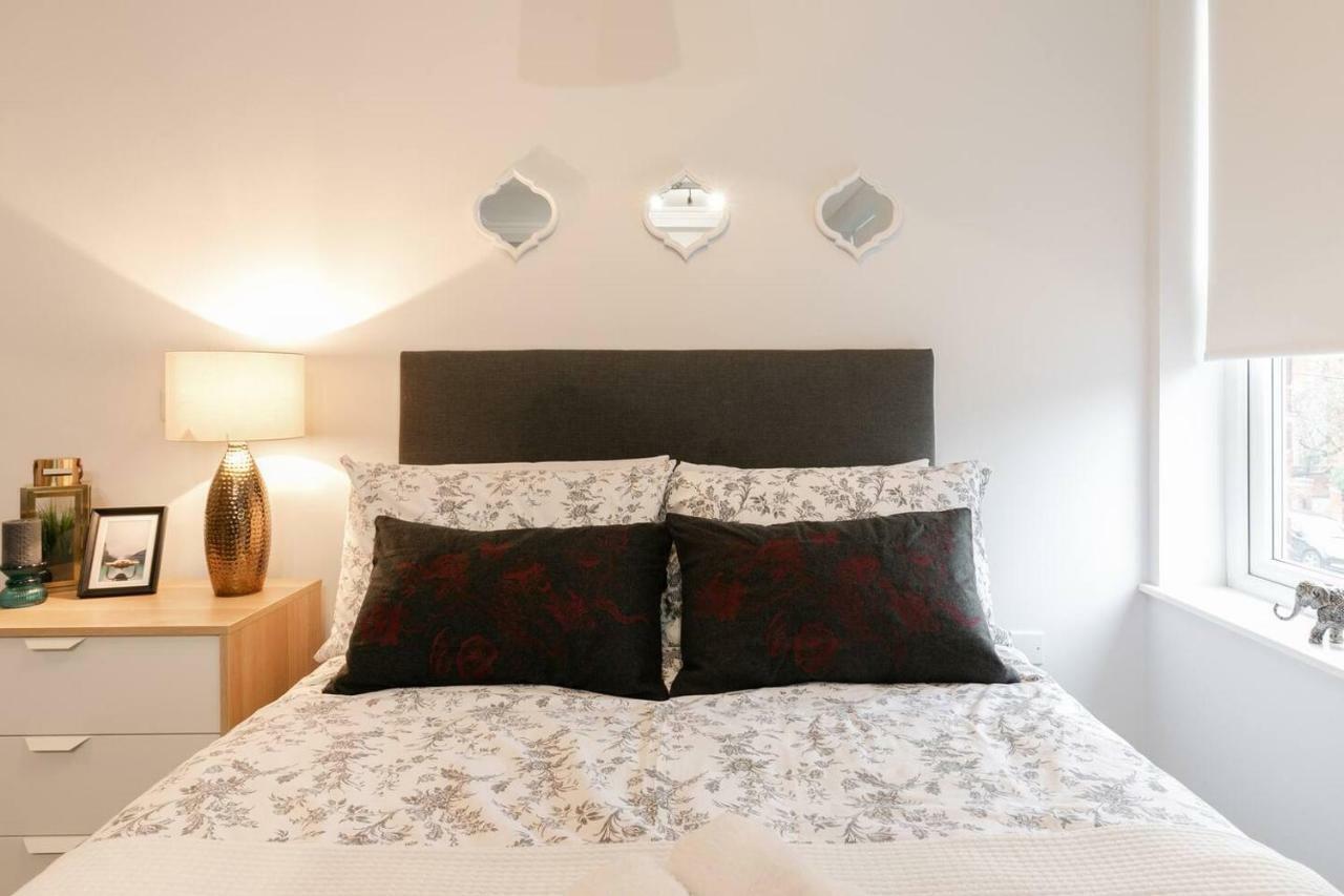 Berkshire Apartment 11Helena House LUX Studio Apartment Reading Esterno foto