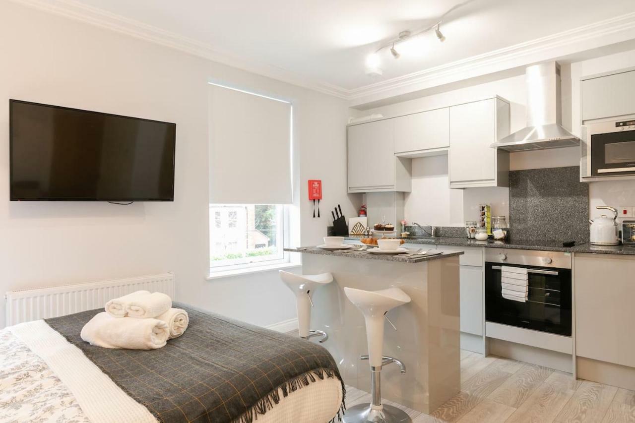 Berkshire Apartment 11Helena House LUX Studio Apartment Reading Esterno foto
